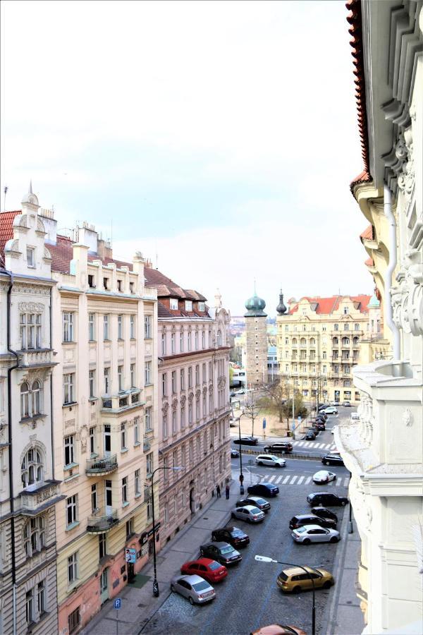 Flowers Apartments Prag Exterior foto