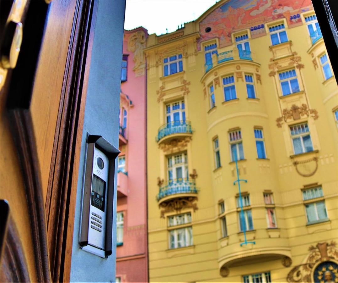 Flowers Apartments Prag Exterior foto